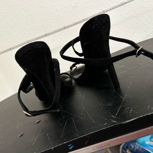 ‘Baby girl’ high heels black size 8.5